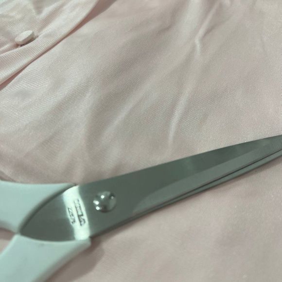 Vintage Vanity Fair Satin Robe Night Gown Size L Button Down‎ Pink Made in USA - Picture 7 of 8